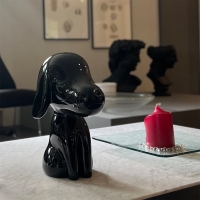 Candyslab Arturo statue