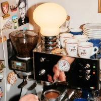 Ingo Maurer Bulb lampada a batteria