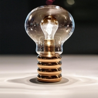 Ingo Maurer Bulb Brass lampada da tavolo