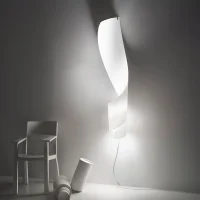 Ingo Maurer Oop's wall lamp