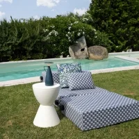 Kartell Camomille rechargeable lamp