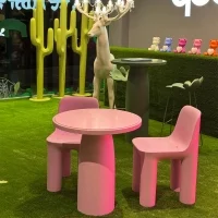 Qeeboo Toto Table