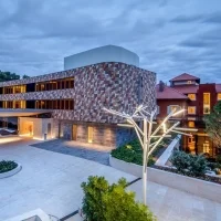 iGuzzini Albero outdoor floor lamp iGuzzini Albero outdoor floor lamp