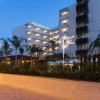 iGuzzini Albero outdoor floor lamp iGuzzini Albero outdoor floor lamp