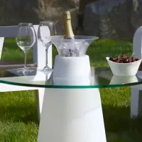 Slide Peak luminous side table with round top
