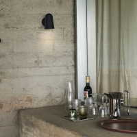 &Tradition Solid wall lamp for indoor/outdoor
