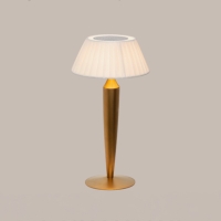 Zafferano Flaminia battery table lamp
