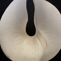Ingo Maurer The Mamo Nouchies Yoruba Rose table lamp