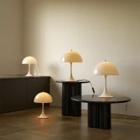 Louis Poulsen Panthella 320 V2 lampada da tavolo Louis Poulsen Panthella 320 V2 lampada da tavolo