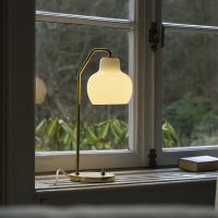 Louis Poulsen VL Ring Crown lampada da tavolo