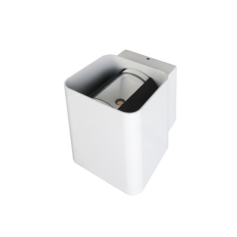 Bot Lighting Shot NASBY II Cubetto LED Lampada da Parete Bot Lighting Shot NASBY II Cubetto LED Lampada da Parete