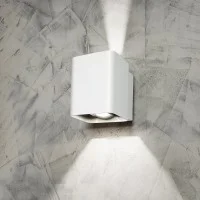 Bot Lighting Shot NASBY II Cubetto LED Lampada da Parete