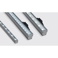 iGuzzini BG96 Linealuce Barra LED da Esterno Plafone o Lampada