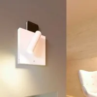 Beneito Faure SWEET Lampada da Parete 4W LED USB x 2 e Ricarica