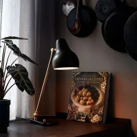 Louis Poulsen VL38 Lampada da Tavolo Nero Ottone By Vilhelm
