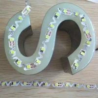 Lampo Strip Striscia LED 3D 3528 60led/m 12V 4.8W/mt Bobina 3 Lampo Strip Striscia LED 3D 3528 60led/m 12V 4.8W/mt Bobina 3