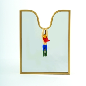 Seletti Circus Superhero...