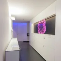 iGuzzini iPlan Lampada LED da parete a doppia emissione