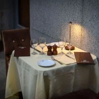 Zafferano Pina Pro LED Lampada A Batteria Dimmerabile Zafferano Pina Pro LED Lampada A Batteria Dimmerabile