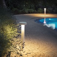 Ideal Lux Tesla PT4 Paletto da Terra per Ambiente Esterno in
