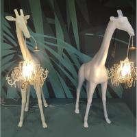 Qeeboo Giraffe In Love XS 100 cm Giraffa con Lampadario a LED
