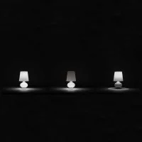 Fontana Arte Fontana Piccola Lampada Da Tavolo a Luce Diffusa