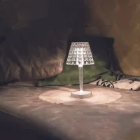 iGuzzini Tiffany LED Table Lamp Wireless with Rechargeable