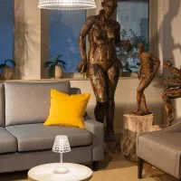 iGuzzini Tiffany LED Table Lamp Wireless with Rechargeable