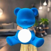 Qeeboo Teddy Girl Lampada Orsetto LED da Tavolo Ricaricabile By