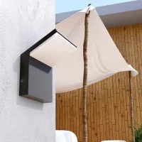 Beneito Faure NEO 9W Lampada a LED con Sensore Applique da Beneito Faure NEO 9W Lampada a LED con Sensore Applique da
