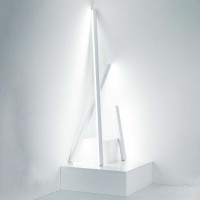 Zafferano Pencil Large Dimmable LED Portable Lamp with