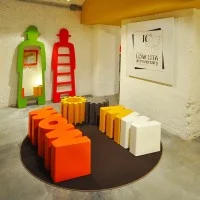 Slide Design WOW Panchina Decorativa Moderna in Polietilene By