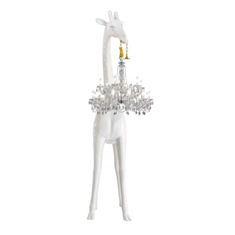 Qeeboo Giraffe In Love Outdoor 4 mt Giraffe with LED Outdoor Qeeboo Giraffe In Love Outdoor 4 mt Giraffe with LED Outdoor
