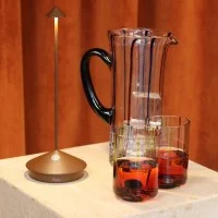 Zafferano Pina Pro LED Lampada A Batteria Dimmerabile Zafferano Pina Pro LED Lampada A Batteria Dimmerabile