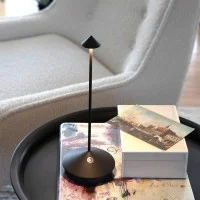 Zafferano Pina Pro LED Lampada A Batteria Dimmerabile Zafferano Pina Pro LED Lampada A Batteria Dimmerabile