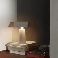 &Tradition Caret MF1 Wireless Table Lamp with Rechargeable