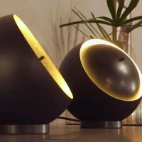 Oluce Eva Lampada Sferica a LED da Tavolo Regolabile per