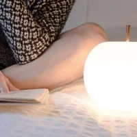 Kundalini Kushi Lampada da Tavolo in vetro soffiato opale