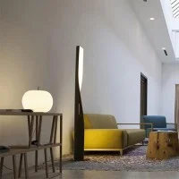 Kundalini Kushi Table Lampada da Tavolo in Vetro Soffiato per