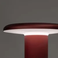 Artemide Takku Lampada LED da Tavolo Wireless Ricaricabile USB