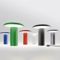 Artemide Takku Lampada LED da Tavolo Wireless Ricaricabile USB