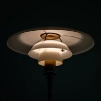 Louis Poulsen PH 3/2 Table Lamp with Diffused Light for Indoor