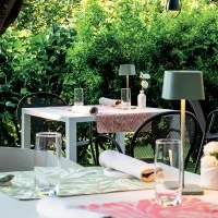 Zafferano Ofelia PRO Battery-powered LED Table Lamp With Contact Base
