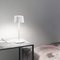 Zafferano Ofelia PRO Battery-powered LED Table Lamp With Contact Base