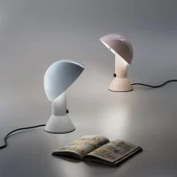 Martinelli Luce Elmetto Lampada Da Tavolo By Elio Martinelli 1976