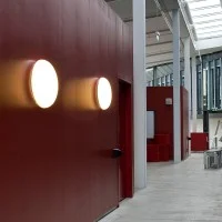 Louis Poulsen Silverback lampada Led tonda da parete by KiBisi Design