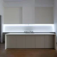 Striscia 1 Metro LED COB 12W 12V Dimmerabile IP65 con Telecomando Striscia 1 Metro LED COB 12W 12V Dimmerabile IP65 con Telecomando