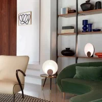 Oluce Siro Lampada Curva LED Dimmerabile da Tavolo By M. Perla