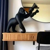 Qeeboo Kong XS Gorilla LED da Tavolo per Interno By S. Giovannoni