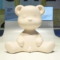 Qeeboo Teddy Boy Lampada Orsetto da Tavolo con Cavo By Giovannoni